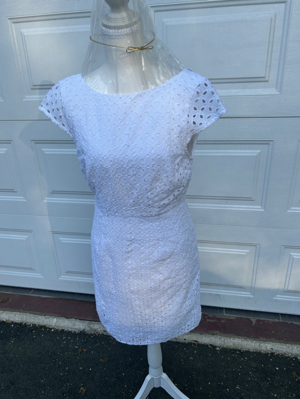 Old Navy White Eyelet Cap-Sleeve Mini Dress